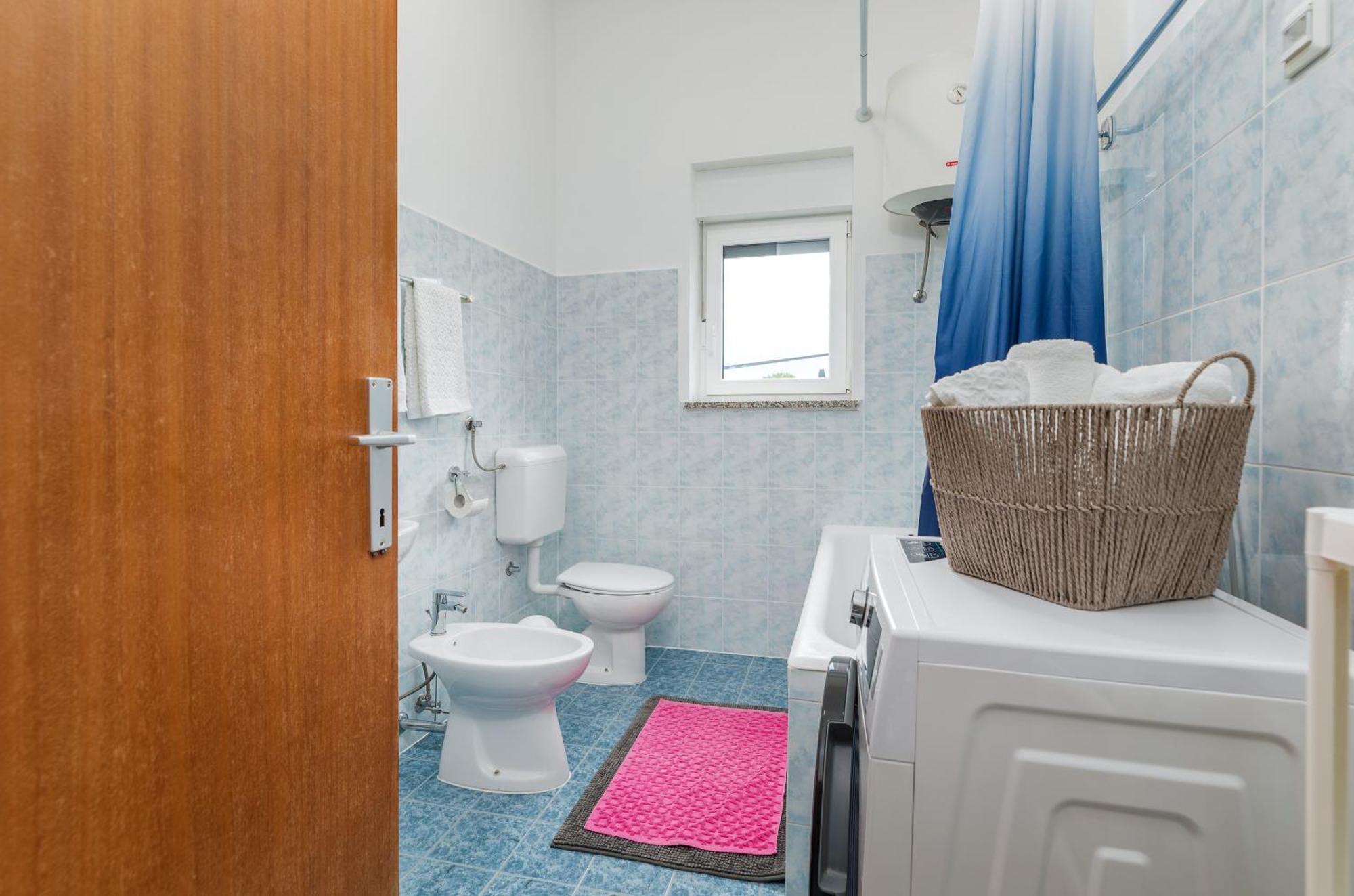 Apartment Tesic Close To The Sea With Shared 4Xbicycles Fažana Zewnętrze zdjęcie